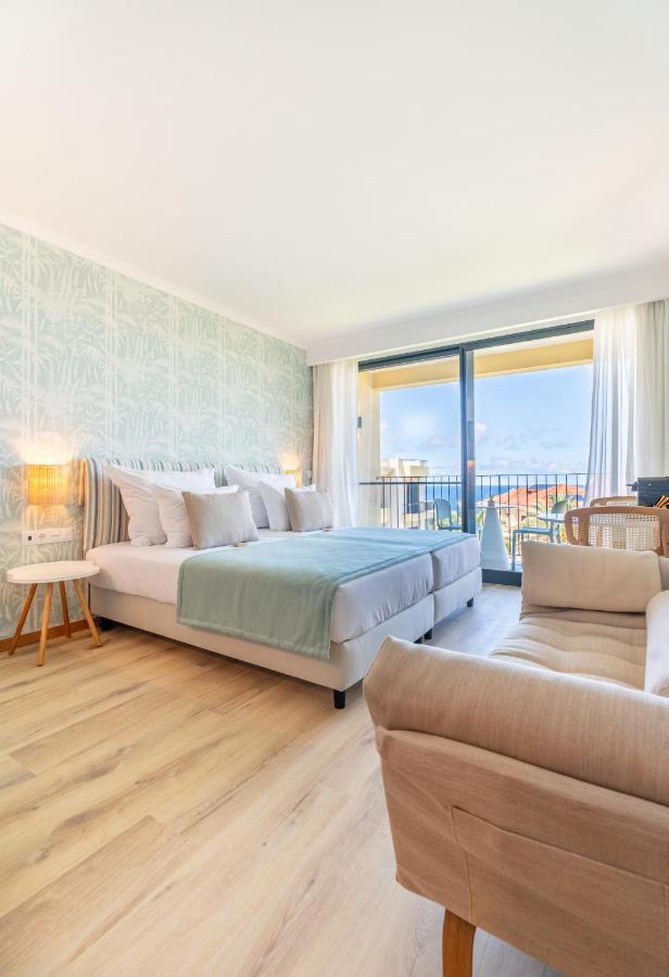 Studios By Aqua Natura Hotels Porto Moniz Bagian luar foto