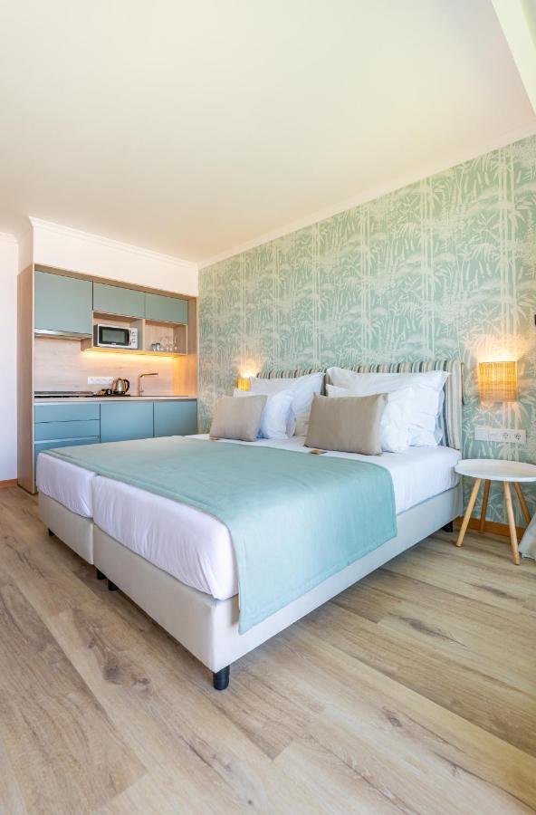 Studios By Aqua Natura Hotels Porto Moniz Bagian luar foto